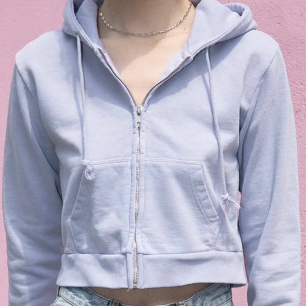 brand melville crop zip up hoodie🩵